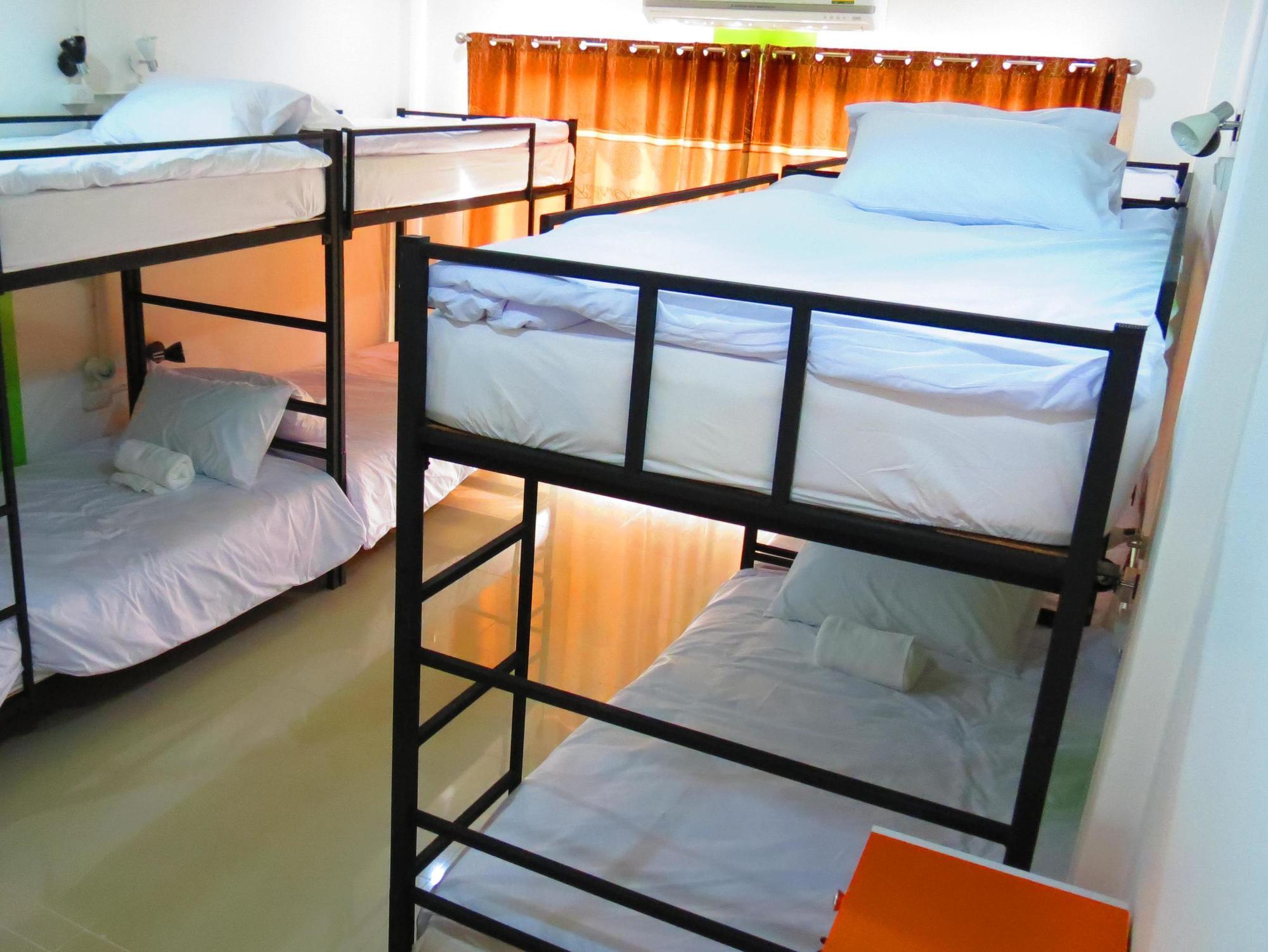 Potae'S House Hostel เชียงใหม่ ภายนอก รูปภาพ