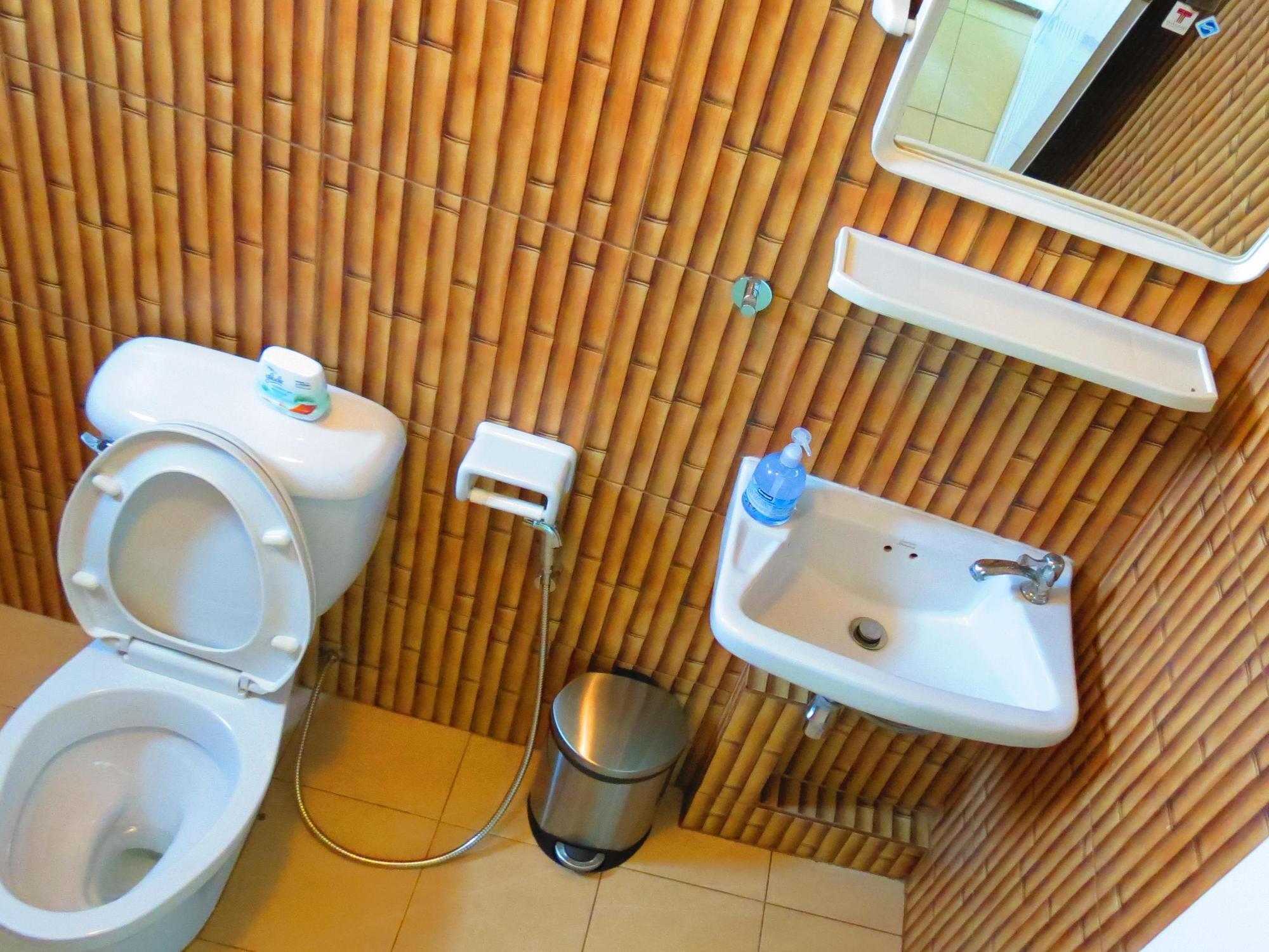Potae'S House Hostel เชียงใหม่ ภายนอก รูปภาพ