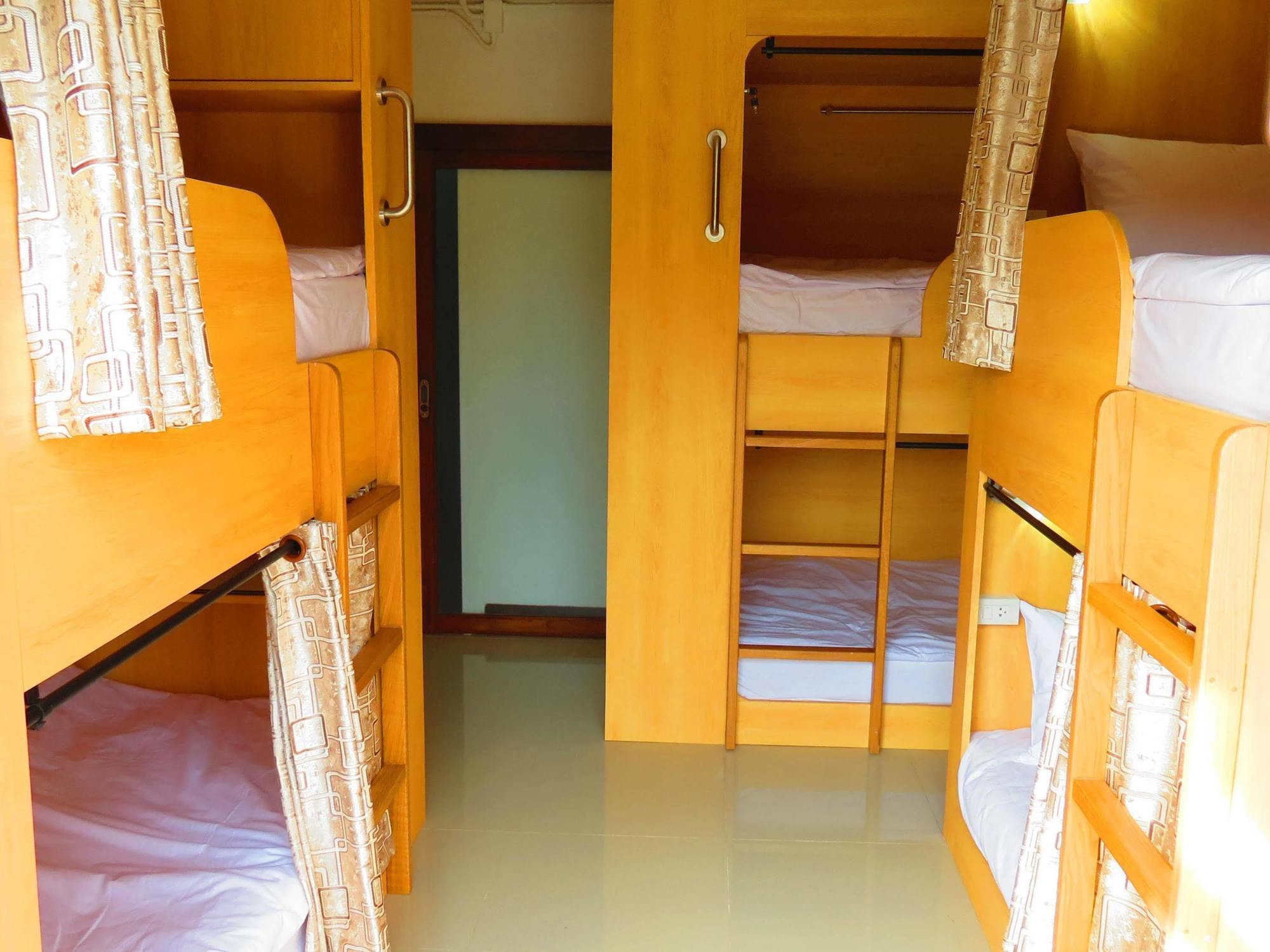 Potae'S House Hostel เชียงใหม่ ภายนอก รูปภาพ